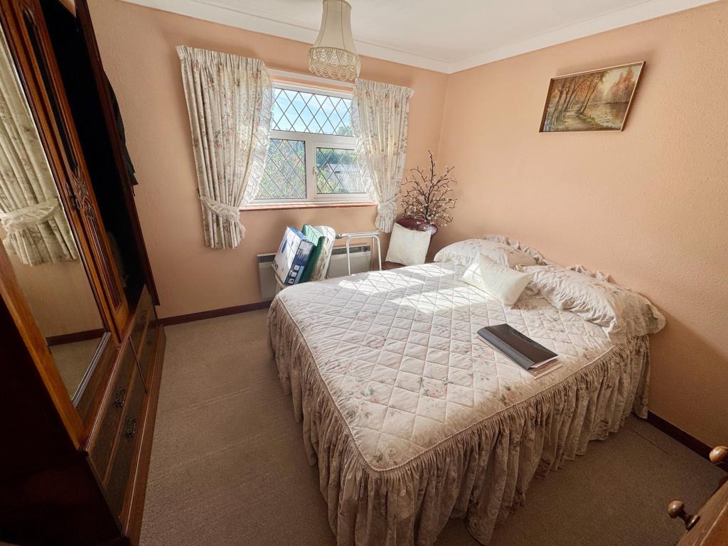 Lot: 134 - TWO-BEDROOM HOUSE IN POPULAR VILLAGE - Bedroom 2